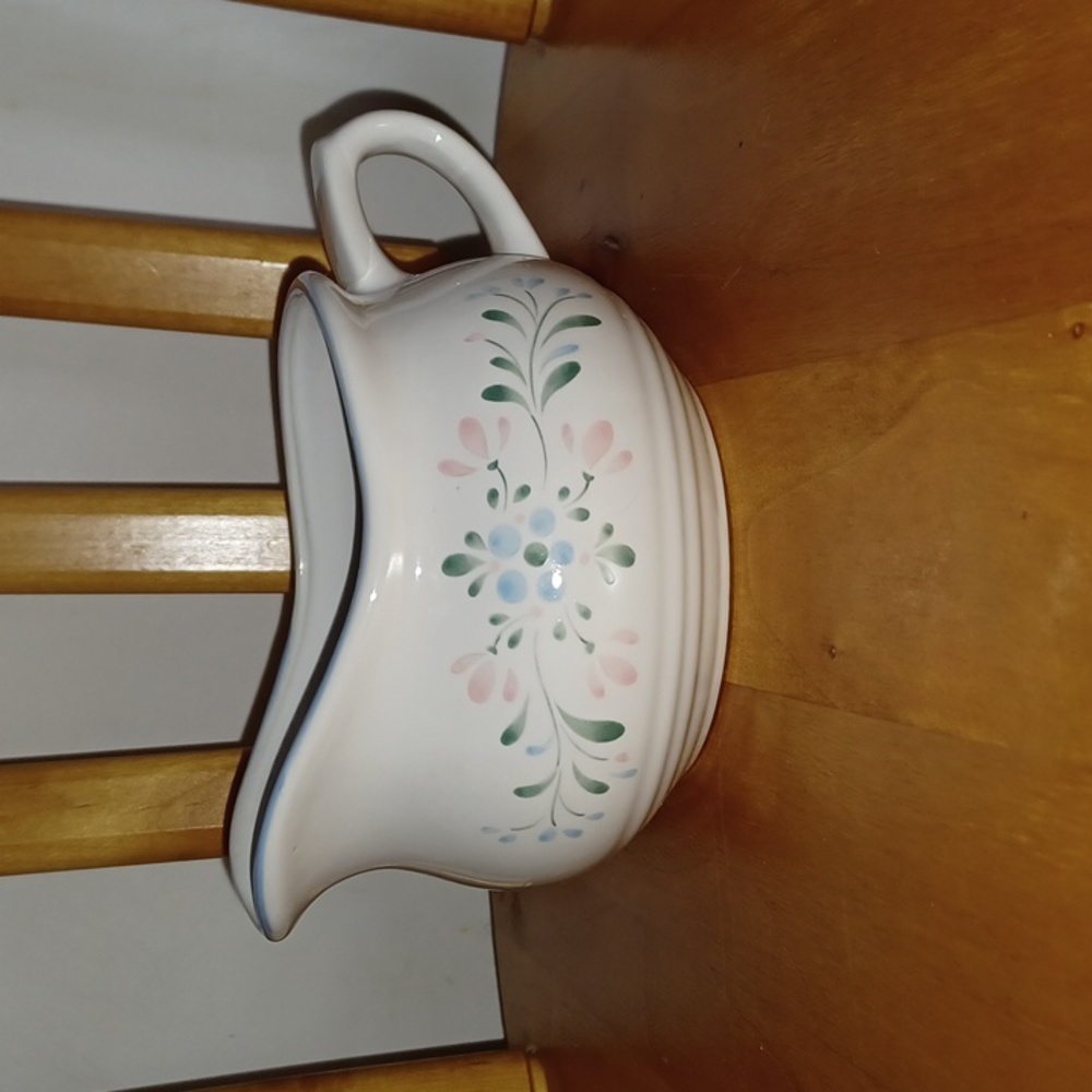 Fascino Stoneware By Yamaka Gravy Boat Bowl